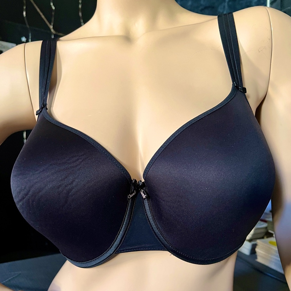 🌹CHANTELLE🌹BLACK UNDERWIRE BRA. 36DDD.